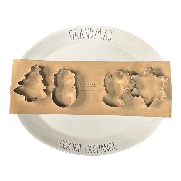 Rae Dunn "GRANDMA'S COOKIE EXCHANGE" Platter & Cookie Cutters Set - Picture 1 of 1